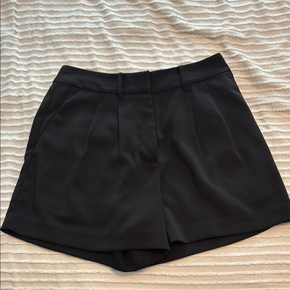 Quince black stretch crepe pleated shorts